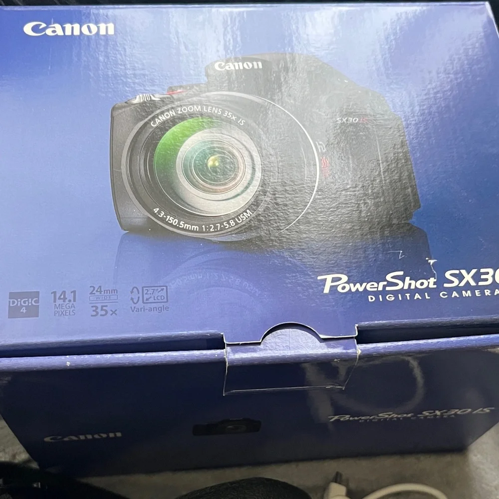 Canon SX30 IS Black Digital Camera